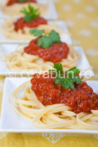 tagliatelle alla bolognese