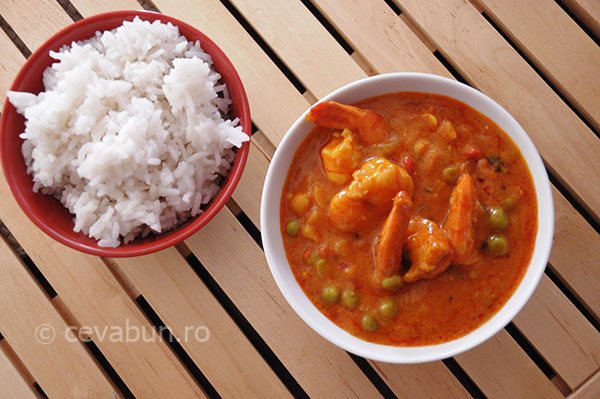 curry-creveti_mazare